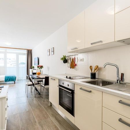 Studio Apartment Romana Spalato Esterno foto