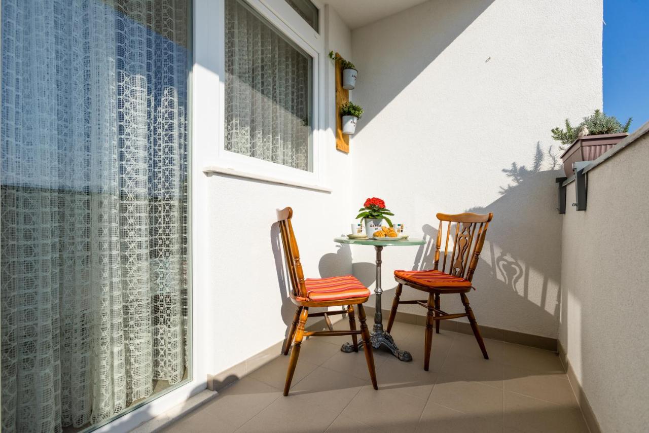 Studio Apartment Romana Spalato Esterno foto